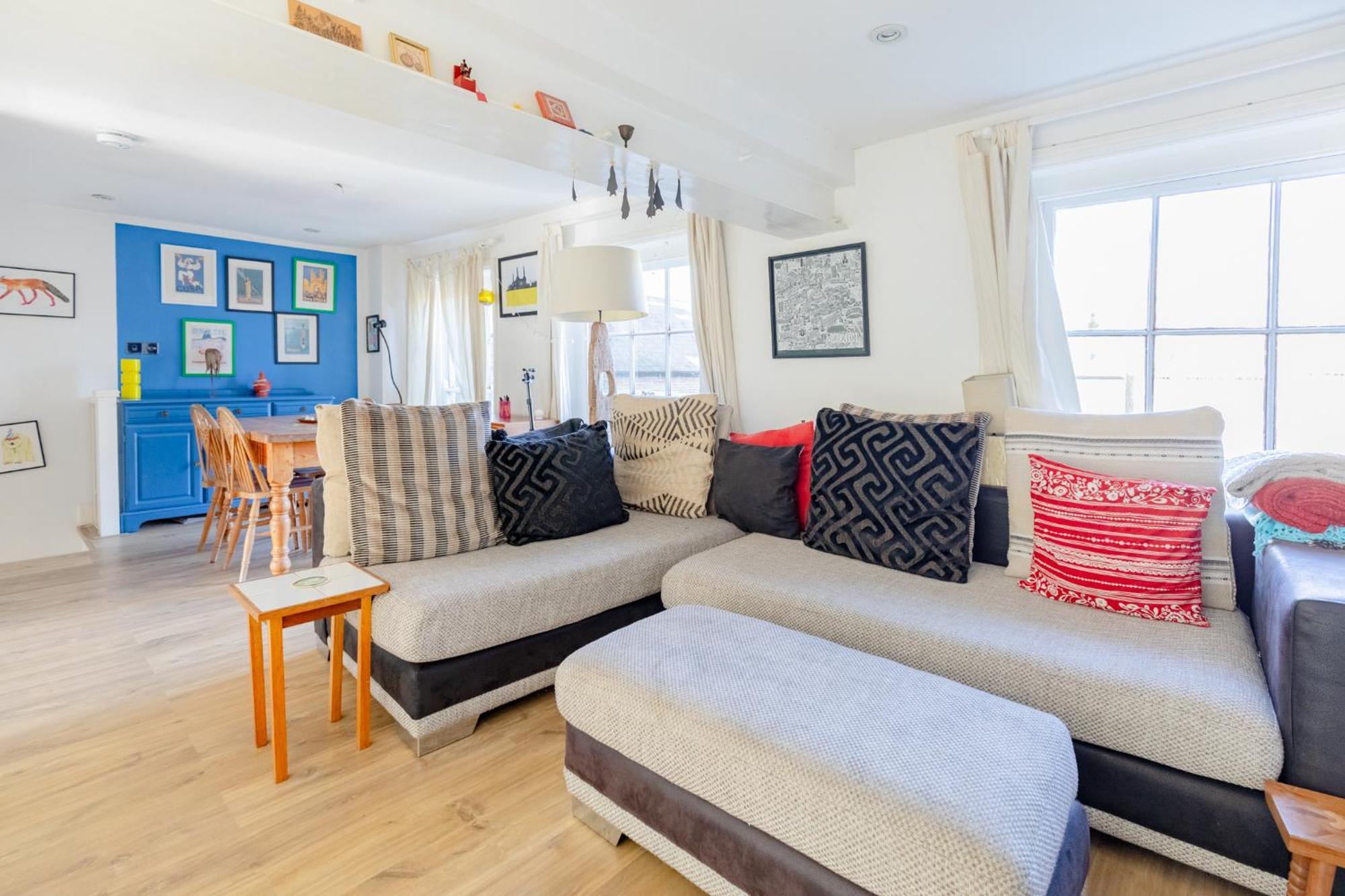 Vibrant 2bd Flat 8 Min Walk To Brixton Station London
