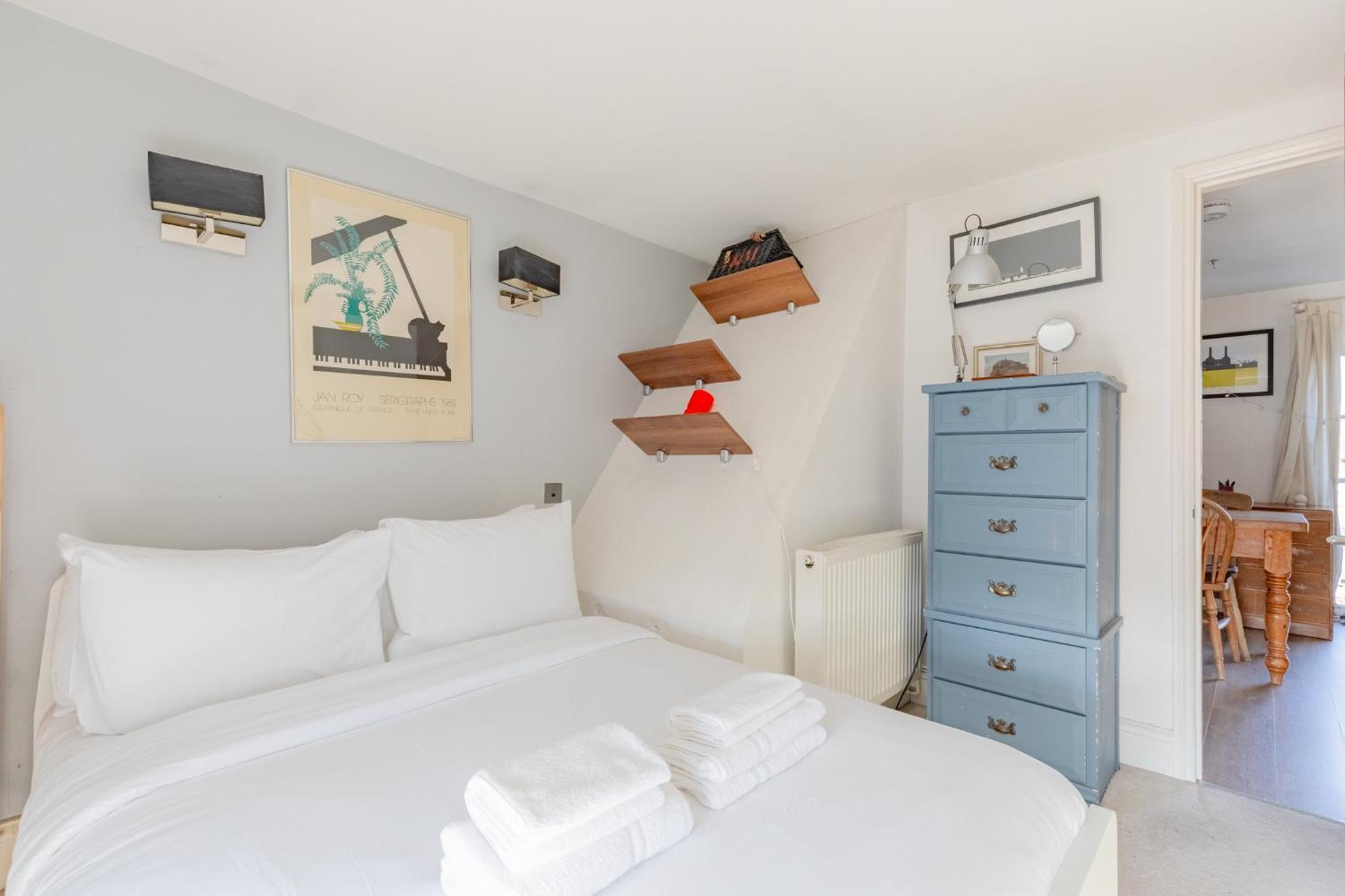 Apartment Vibrant 2bd Flat 8 Min Walk To Brixton Station London